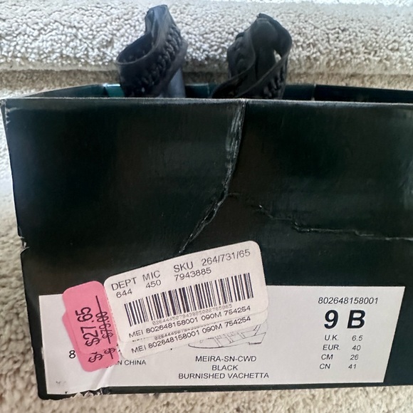 Lauren Ralph Lauren black sandals with small heel size 9 - Picture 5 of 5